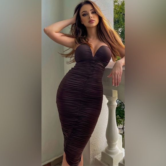 Fashion Nova Ruched Everywhere Midi Dress - Brown - Size XL, NEW WITH TAGS - Picture 6 of 7